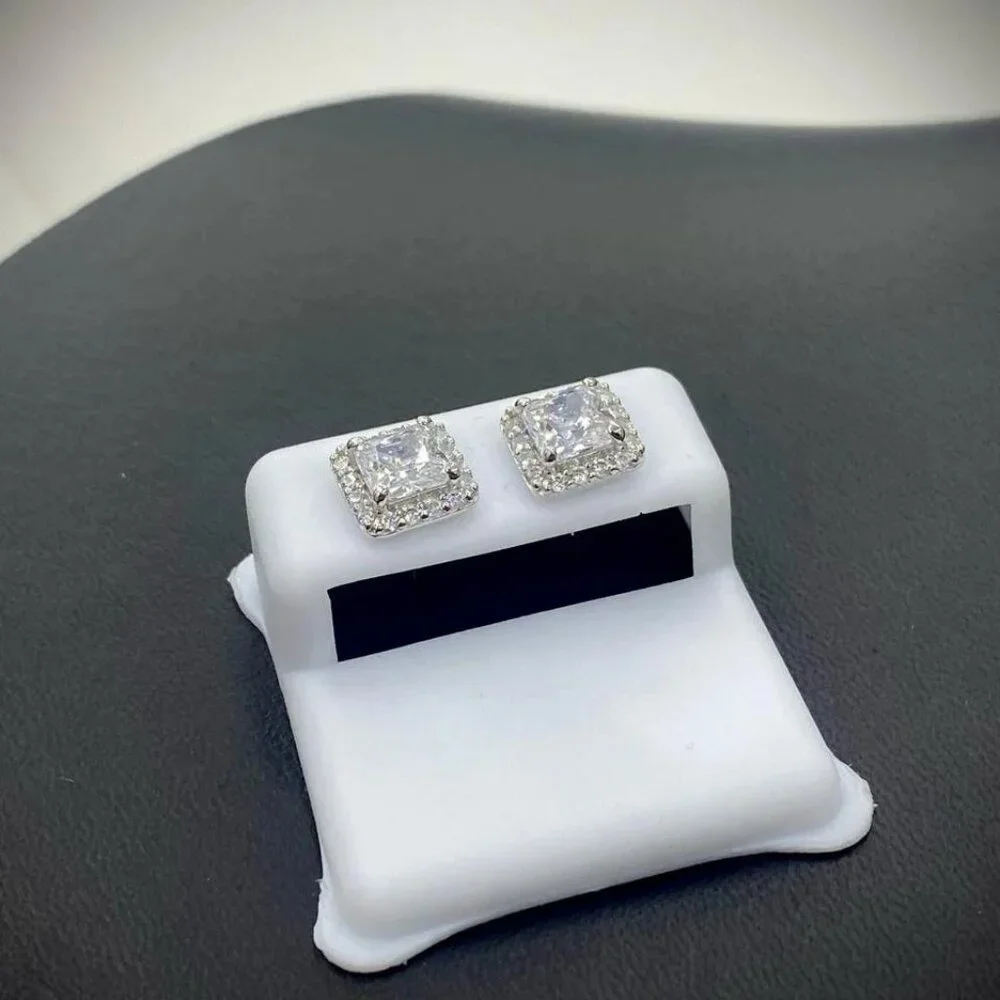 14K White Gold CZ Square Stud Earrings Baguette Push Back for Womens - Picture 4 of 6